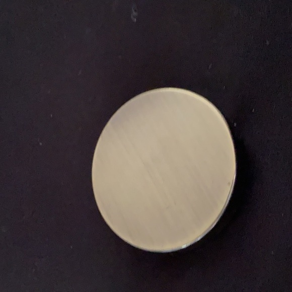 Trench with brass buttons - Picture 3 of 4